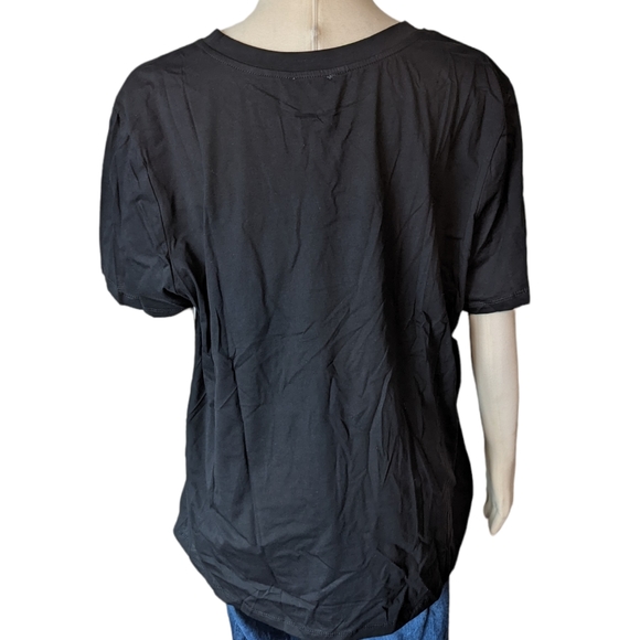 FUZZY LOVE Black T-Shirt NOT a Graphic Tee Plus 1X - Picture 6 of 8